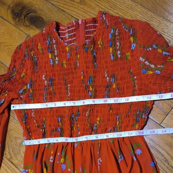 🍅Vintage 70s Red Floral Prairie Dress - Picture 2 of 16